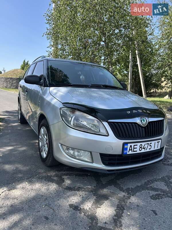 Универсал Skoda Fabia 2012 в 