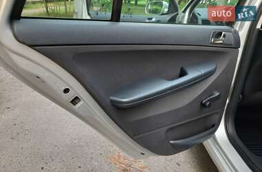 Универсал Skoda Fabia 2003 в 