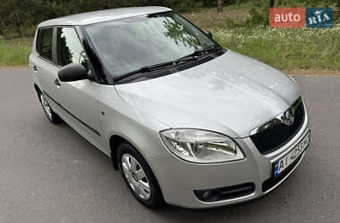 Хэтчбек Skoda Fabia 2007 в Бородянке