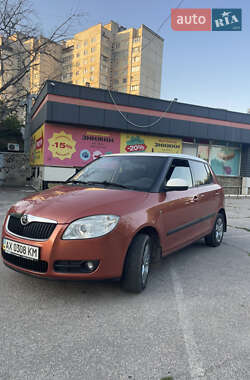 Хетчбек Skoda Fabia 2007 в 