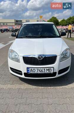 Хэтчбек Skoda Fabia 2009 в Тульчине