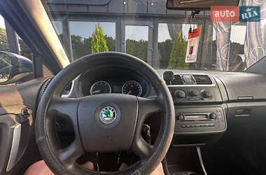 Хэтчбек Skoda Fabia 2008 в 