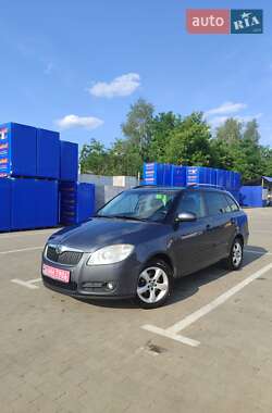 Універсал Skoda Fabia 2009 в Білій Церкві