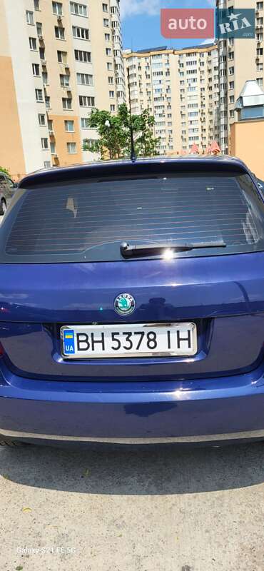 Хэтчбек Skoda Fabia 2010 в Одессе