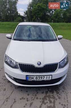 Универсал Skoda Fabia 2017 в Костополе