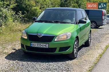 Хэтчбек Skoda Fabia 2014 в Ужгороде