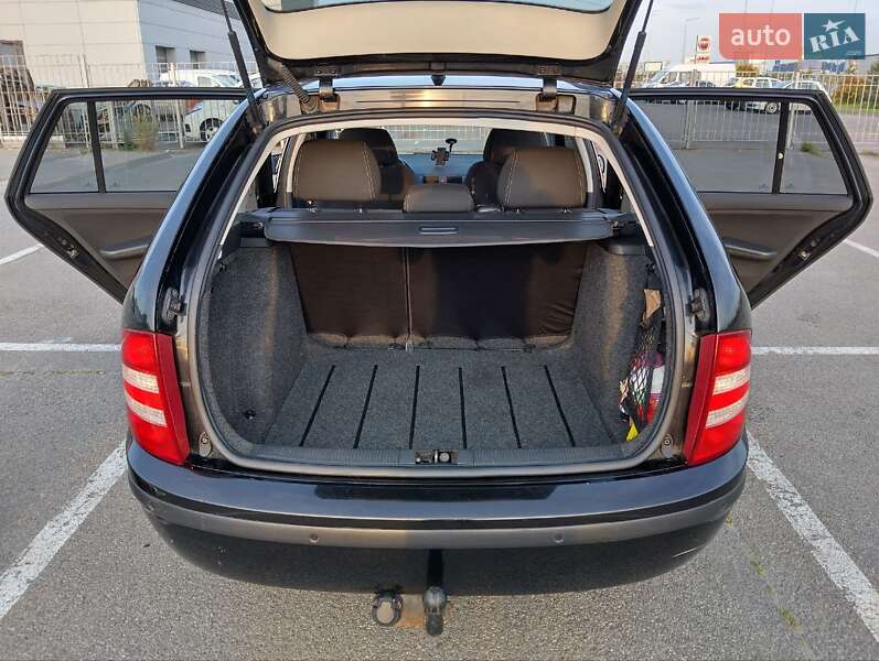 Універсал Skoda Fabia 2005 в Києві