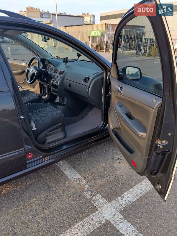 Універсал Skoda Fabia 2005 в Києві