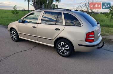 Универсал Skoda Fabia 2005 в 
