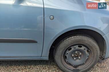 Хэтчбек Skoda Fabia 2009 в 