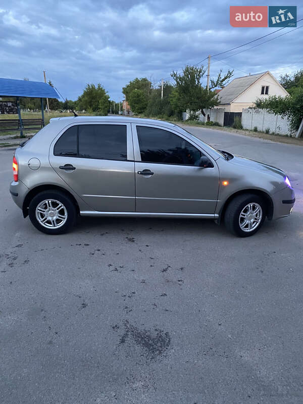 Хетчбек Skoda Fabia 2006 в Полтаві