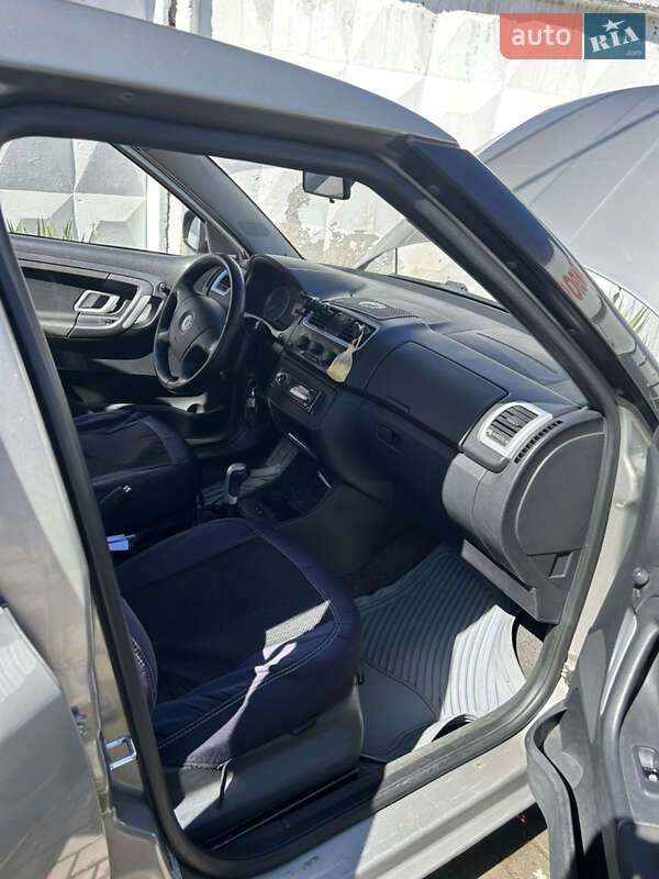 Хэтчбек Skoda Fabia 2008 в Черновцах фото 20 Хэтчбек Skoda Fabia 2008 в Черновцах