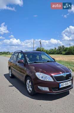 Універсал Skoda Fabia 2011 в Дніпрі