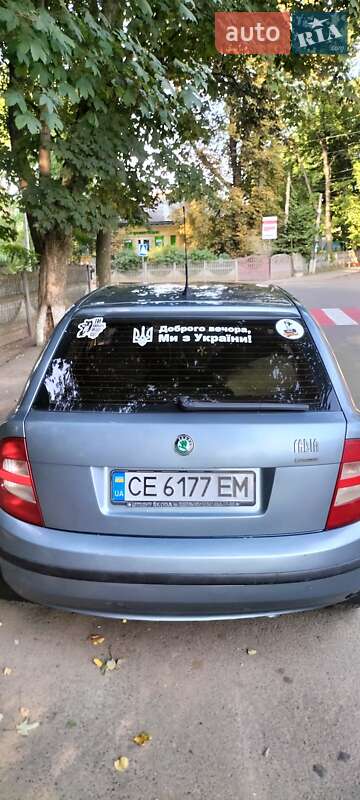 Хэтчбек Skoda Fabia 2002 в Черновцах
