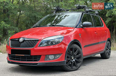 Хетчбек Skoda Fabia 2013 в Дніпрі