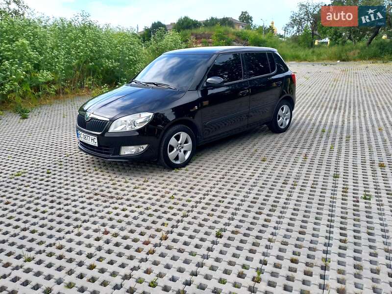 Хэтчбек Skoda Fabia 2011 в Киеве фото 2 Хэтчбек Skoda Fabia 2011 в Киеве
