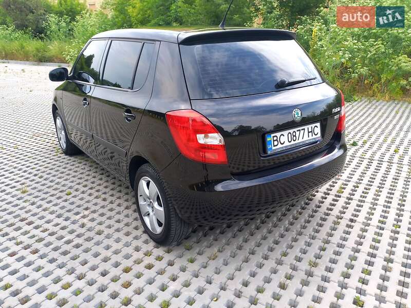 Хэтчбек Skoda Fabia 2011 в Киеве фото 7 Хэтчбек Skoda Fabia 2011 в Киеве