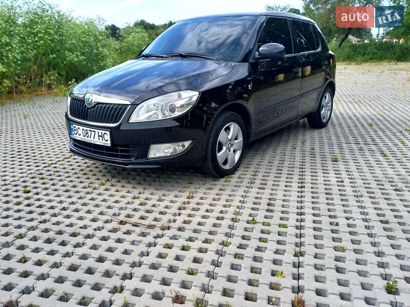Хэтчбек Skoda Fabia 2011 в Киеве фото 13 Хэтчбек Skoda Fabia 2011 в Киеве
