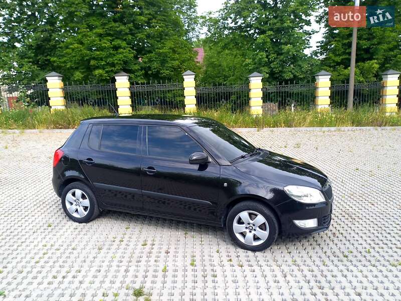 Хэтчбек Skoda Fabia 2011 в Киеве фото 19 Хэтчбек Skoda Fabia 2011 в Киеве