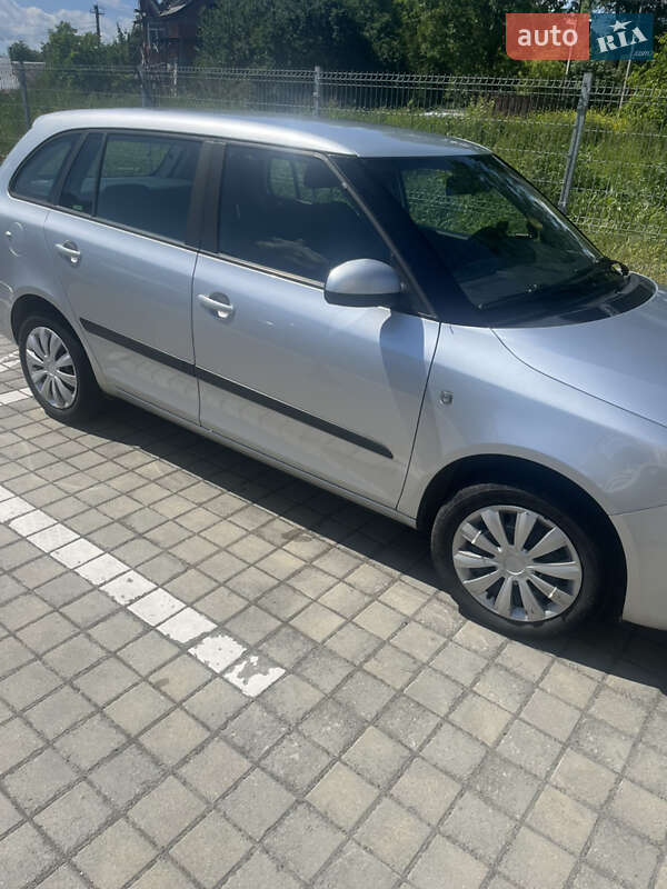 Универсал Skoda Fabia 2013 в Винниках