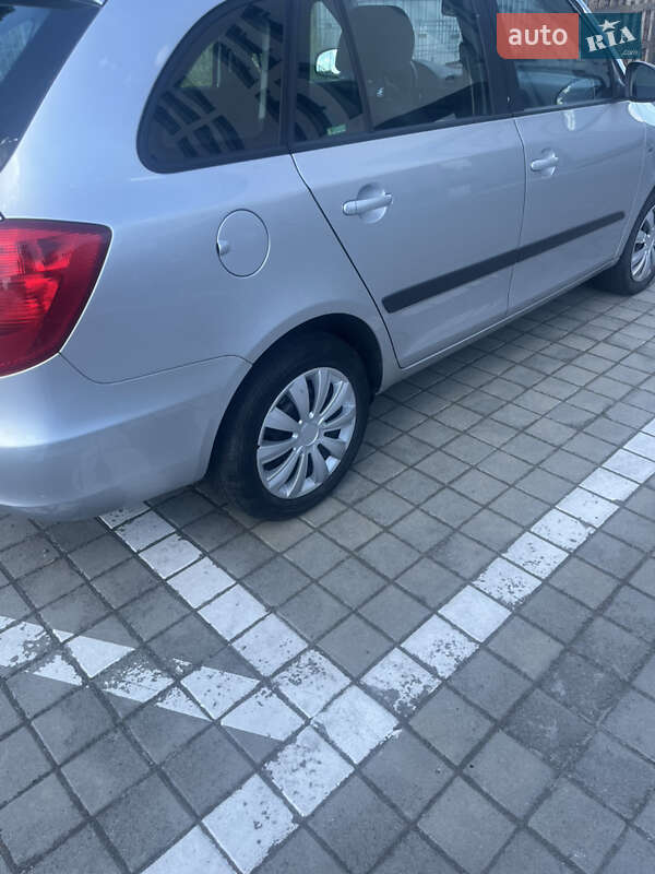 Универсал Skoda Fabia 2013 в Винниках