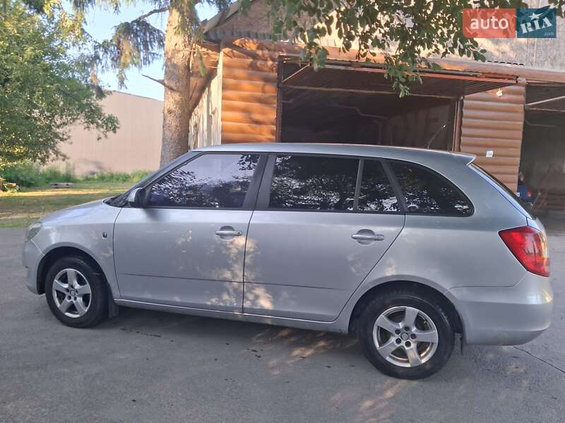 Skoda Fabia 2011