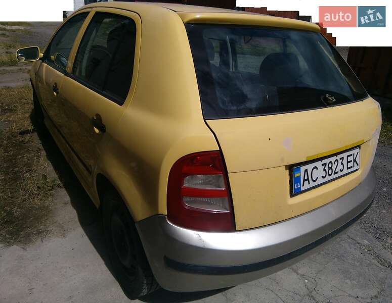 Хэтчбек Skoda Fabia 2000 в Луцке