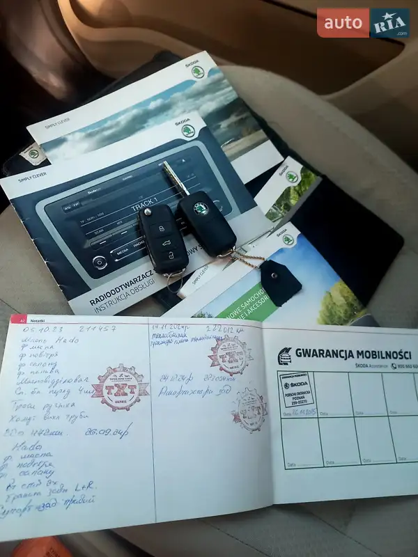 Хэтчбек Skoda Fabia 2011 в Киеве документ 3 фото Хэтчбек Skoda Fabia 2011 в Киеве документ