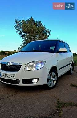 Хэтчбек Skoda Fabia 2008 в Харькове