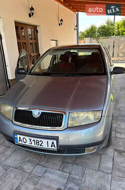 Седан Skoda Fabia 2002 в Хусте