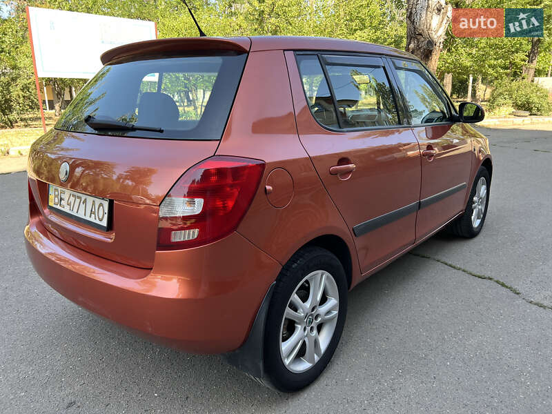 Хэтчбек Skoda Fabia 2008 в Николаеве