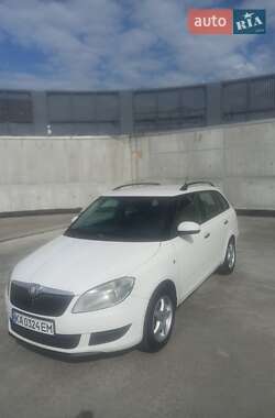 Универсал Skoda Fabia 2010 в Киеве