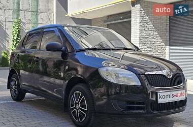 Хэтчбек Skoda Fabia 2007 в 