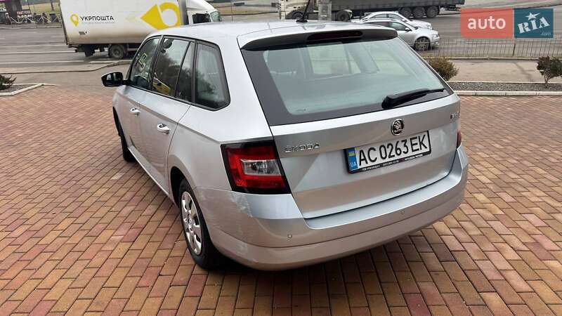 Універсал Skoda Fabia 2016 в Хмельницькому