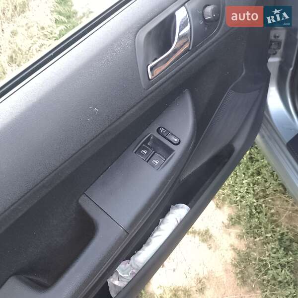 Універсал Skoda Fabia 2005 в Полтаві