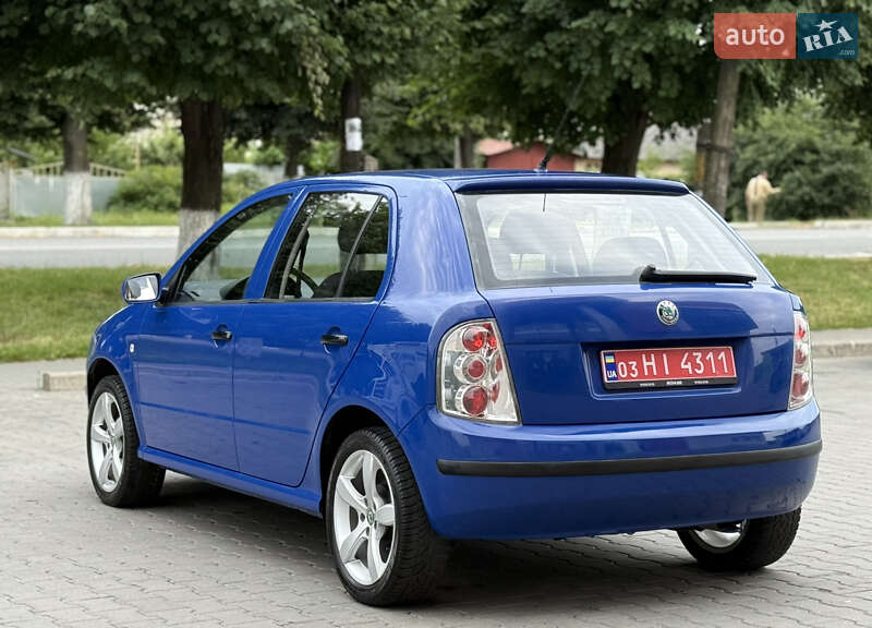 Хэтчбек Skoda Fabia 2005 в Староконстантинове