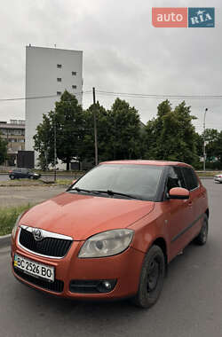 Хэтчбек Skoda Fabia 2008 в Львове