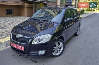 Універсал Skoda Fabia 2010 в Чернігові