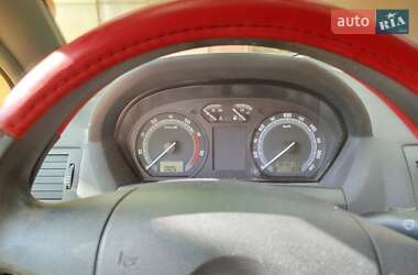 Хэтчбек Skoda Fabia 2007 в 