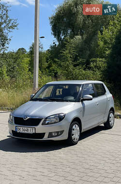 Хэтчбек Skoda Fabia 2014 в Ровно