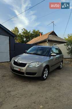 Универсал Skoda Fabia 2009 в Жмеринке