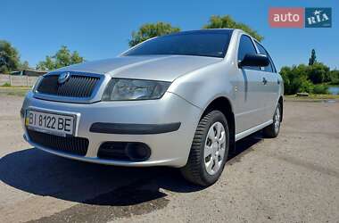 Седан Skoda Fabia 2005 в Карлівці