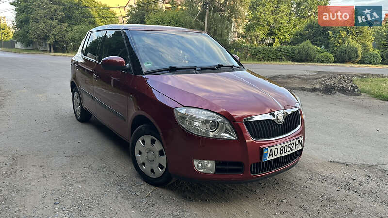 Хетчбек Skoda Fabia 2009 в Ужгороді