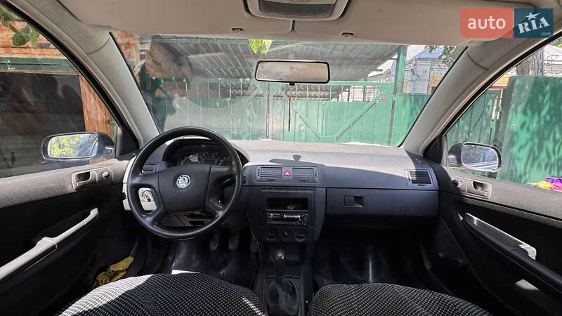 Хэтчбек Skoda Fabia 2004 в Мироновке фото 24 Хэтчбек Skoda Fabia 2004 в Мироновке