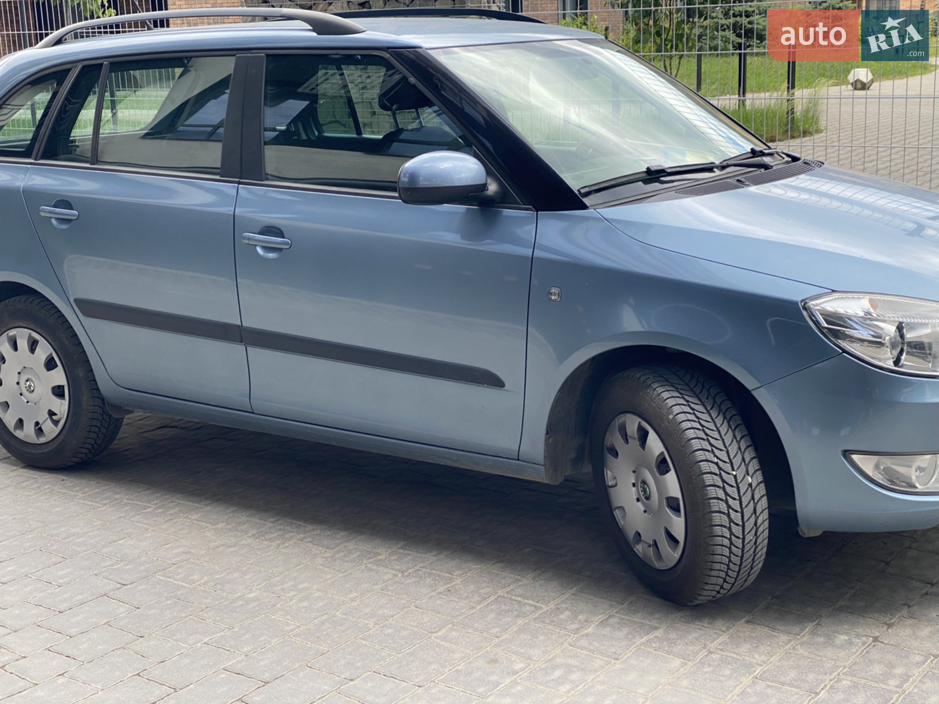 2010 Skoda Fabia - мініатюра 6