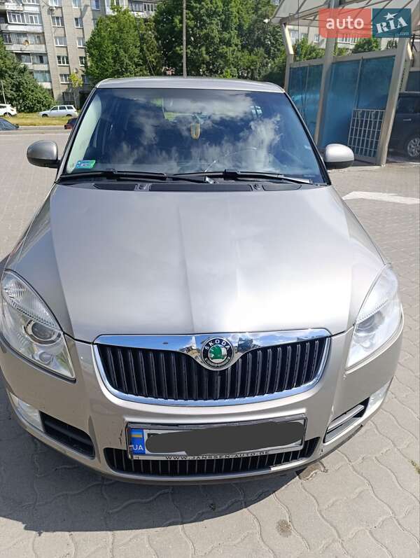Хэтчбек Skoda Fabia 2008 в Львове фото 42 Хэтчбек Skoda Fabia 2008 в Львове