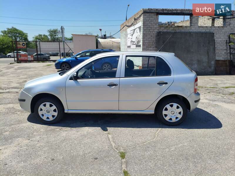Хэтчбек Skoda Fabia 2006 в Запорожье