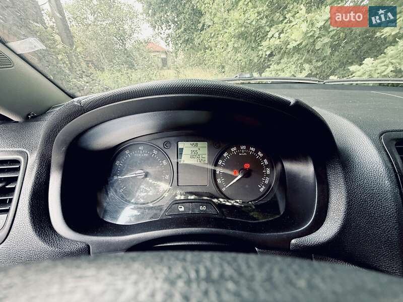 Хетчбек Skoda Fabia 2015 в Горішніх Плавнях