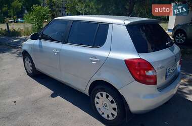 Хэтчбек Skoda Fabia 2013 в 
