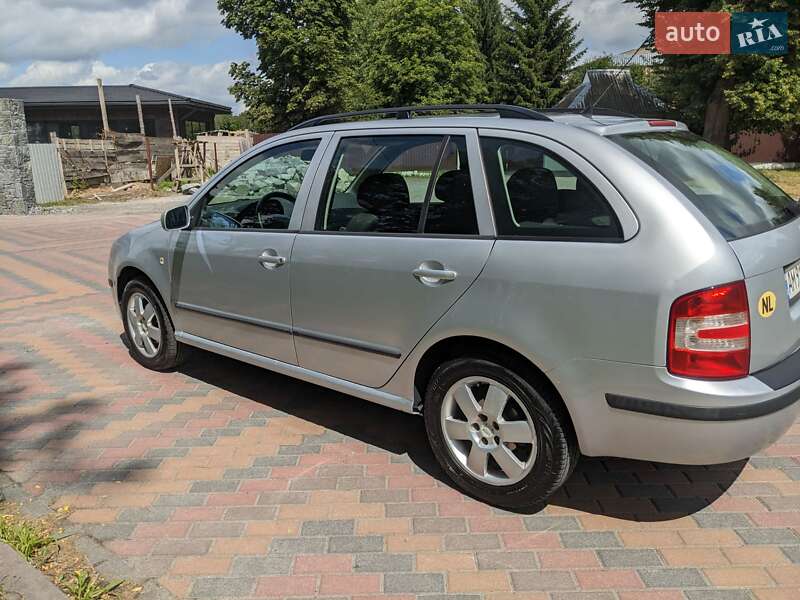 Универсал Skoda Fabia 2008 в Звягеле